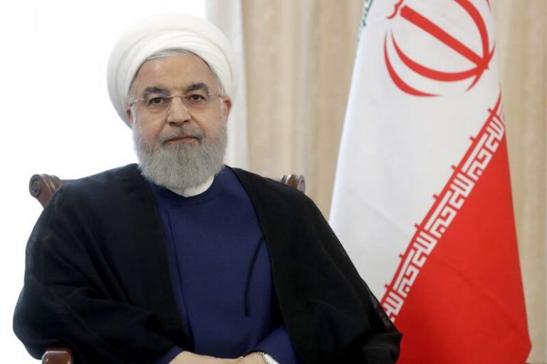 وقتی رئیسجمهور از بازنگری قانون اساسی بیخبر است