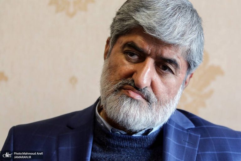 تحریمها ۴ سال ماند چون برای برجام ۲۰ دقیقه وقت گذاشتند