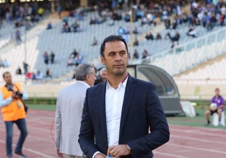 به وزیر گفتم پرسپولیسی باش ولی نشان نده