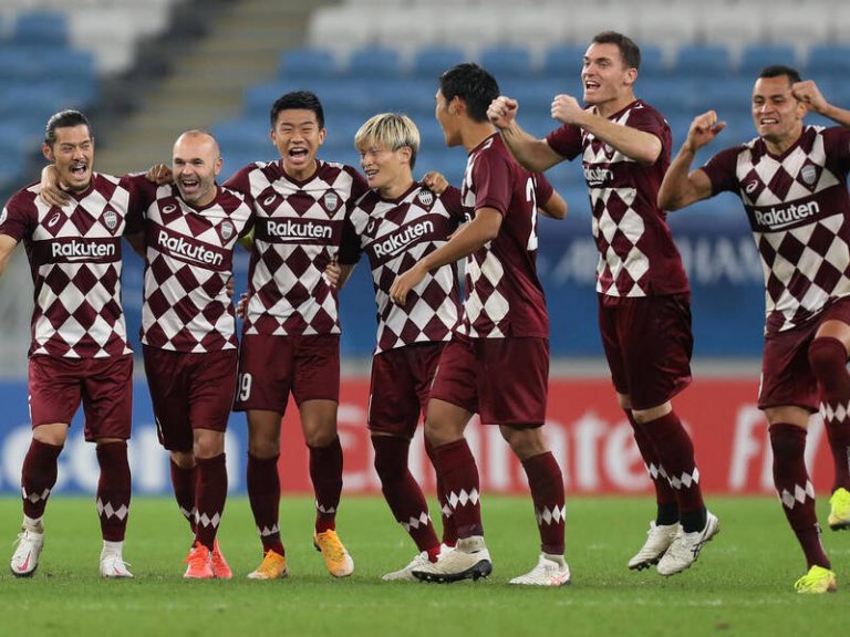 ببر کرهای یا گاو ژاپنی؛ کدام حریف پرسپولیس میشود؟