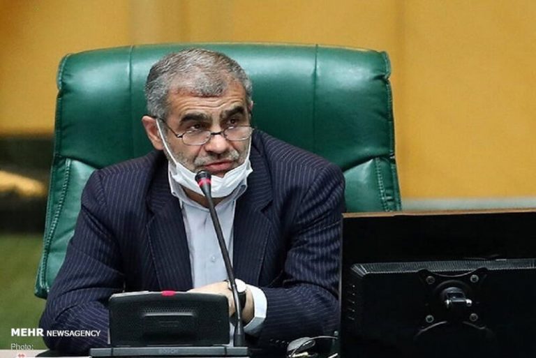 نیکزاد: مجلس نمیخواهد وارد حاشیه شود