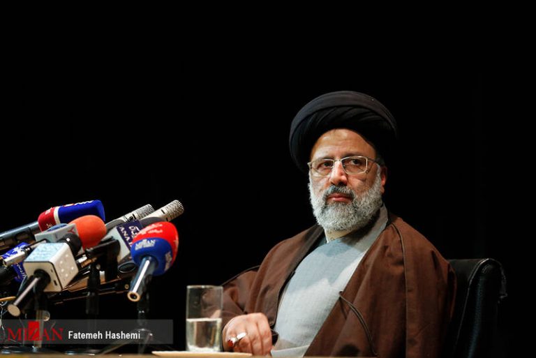 نامه محرمانه ۳۰ حزب اصلاحطلب به رئیسی درباره یک مجرم امنیتی/”جوانی کنید” و عقلتان را کنار بگذارید!