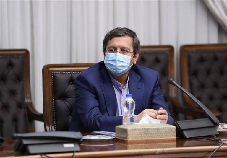 همتی: مشکل خرید واکسن کرونا حل شد