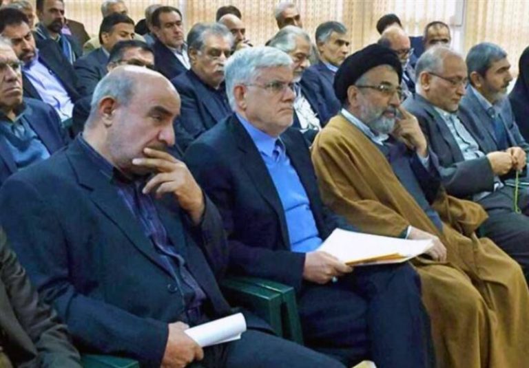 کلک سیاسی با مطرح کردن دوگانگی نظامیان و انتخابات
