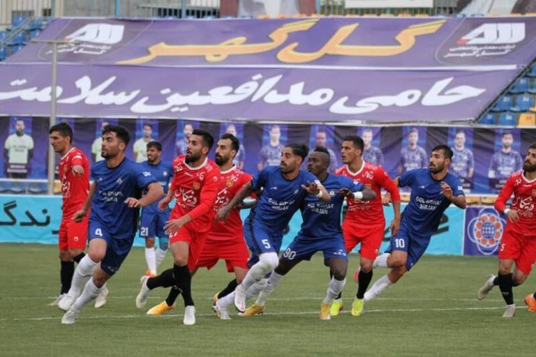 خروج گلگهر از بحران با هتتریک منشا