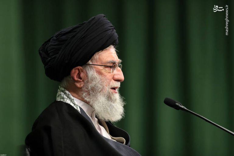 فیلم/ شوخی “غیررسمی” رهبر انقلاب با مهدی فخیمزاده