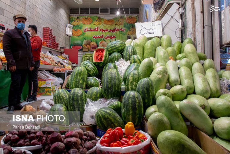 عکس/ بازار اراک در آستانه شب یلدا