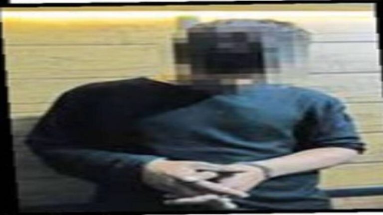 آزارگر ۲۰ زن و کودک اعدام شد