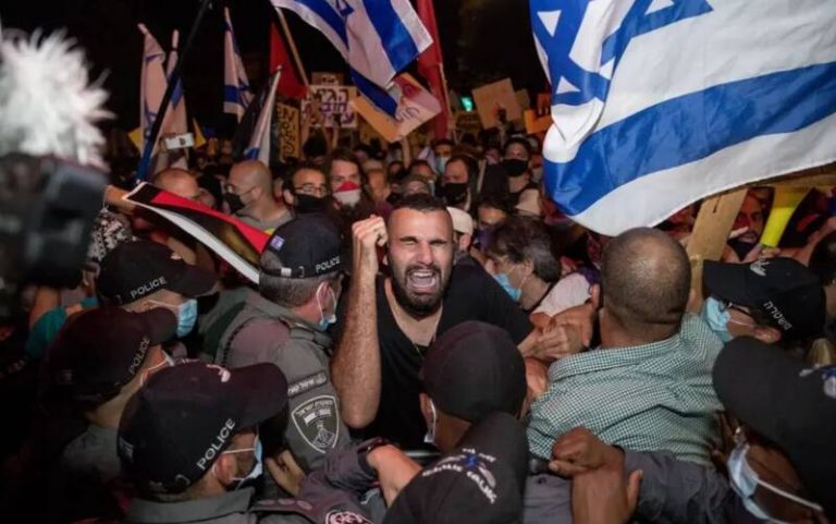 ادامه تظاهرات علیه نتانیاهو در فلسطین اشغالی
