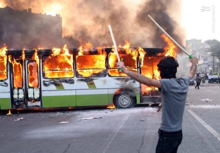 هر آن چه فتنه ۸۸ بر سر کشور آورد