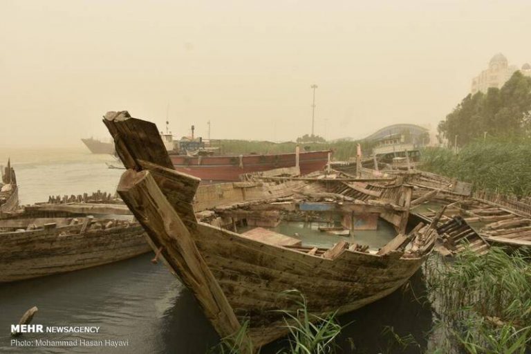 گرد و خاک عراقی در راه خوزستان است