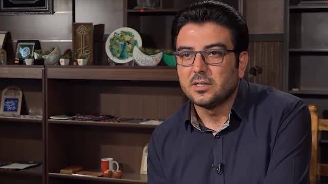 بوسیدن رگهای آبی دست این سید غنیمت است