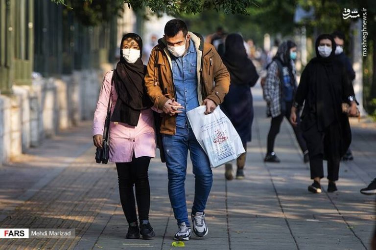 چه تعداد ایرانی تا پایان سال واکسن کرونا میزنند؟