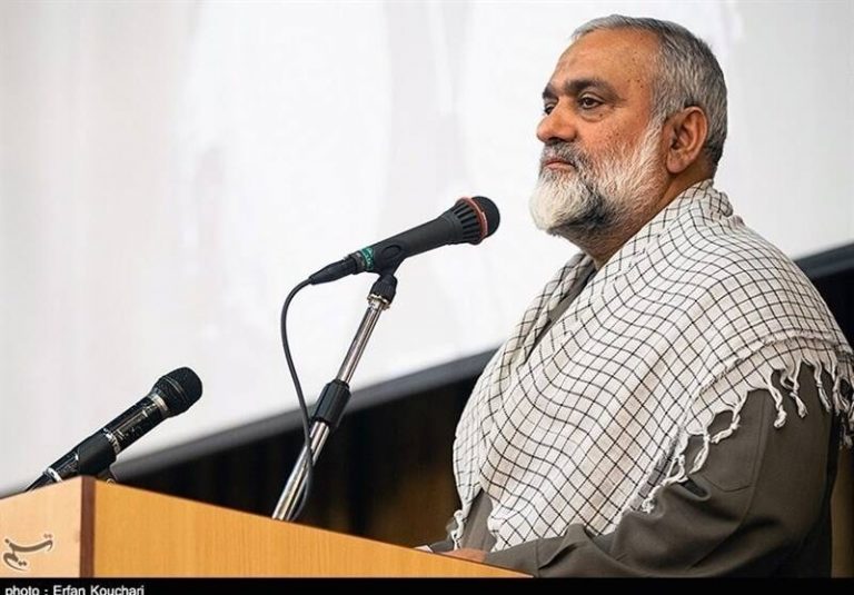 «تراکتورسازی» در حال فریاد زدن مرگ بر آمریکاست/ مقاومت ۴۲ ساله ملت ایران ناشی از «ما میتوانیم و باید…