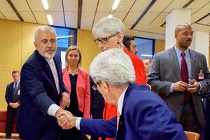 شروط تحقیرآمیز سناتور آمریکایی برای توافق بایدن با ایران