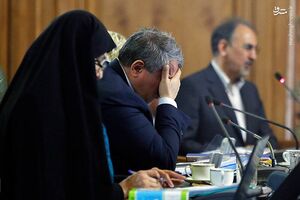 درگیری لفظی دو عضو شورا به دلیل دفاع از وزیر بهداشت