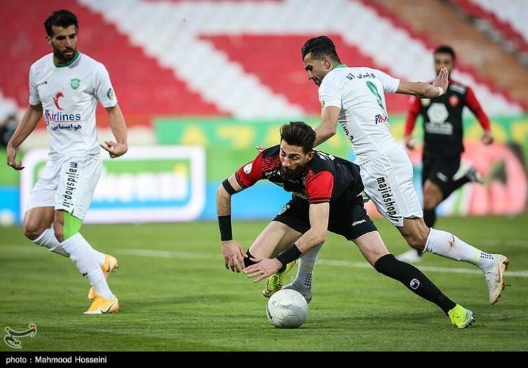 فنونیزاده: پرسپولیس زیبا بازی نمیکند