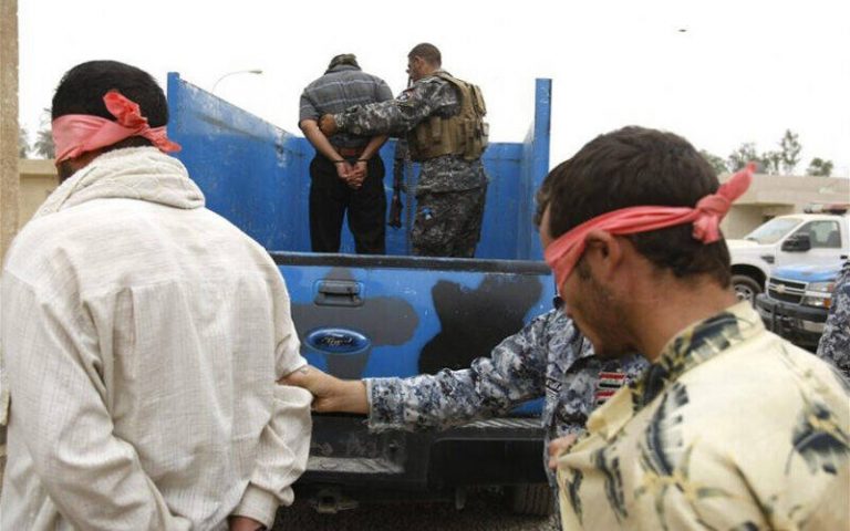 کشف انبار مهمات تروریستها و دستگیری شماری از آنها در عراق
