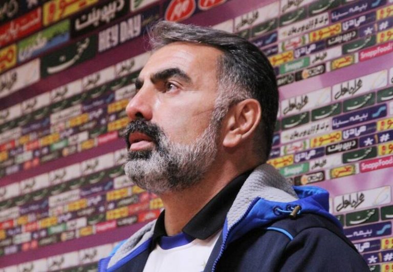 فکری: برخی ملیجک نساجی هستند!