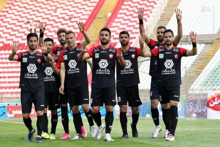 اولین برد خارج از خانه پرسپولیس برابر تراکتور رقم خورد