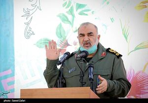 بزرگ مردان با آویختن مدال شهادت مشعل هدایت و بصیرت آیندگان شدند/ شهیدان مملکت اسلامی را مدیون…