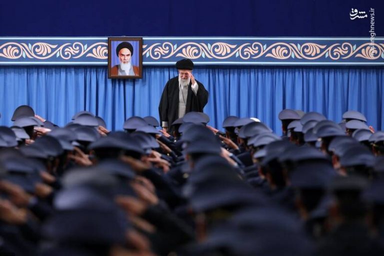 دیدار فرماندهان و کارکنان نیروی هوایی ارتش با فرمانده کل قوا