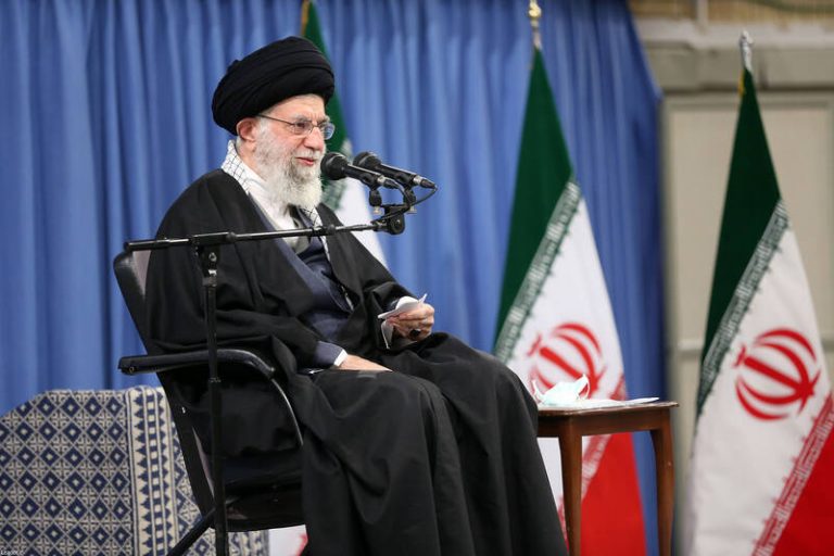 رهبر انقلاب: غربیها حق شرط گذاشتن در برجام را ندارند