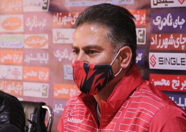 مطهری: مس زیرکانه بازی میکند