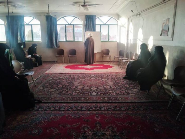 امام محلهای که با کمک بانوان کارکردهای اقتصادی اجتماعی مسجد را احیاء کرد