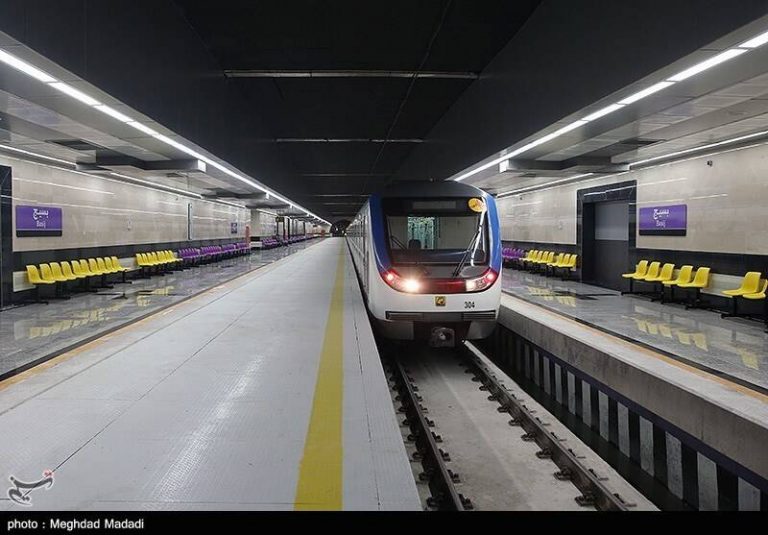 متروی تهران در روز ۲۲ بهمن رایگان است