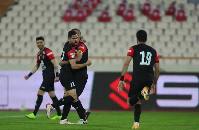 برد اقتصادی پرسپولیس در آزادی مقابل مس رفسنجان/ سیدجلال دوباره جور مهاجمان را کشید