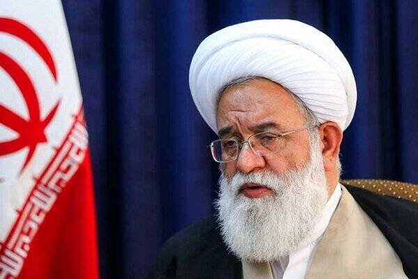 مدعیان طب اسلامی که فتوای طبی میدهند باید مجازات شوند