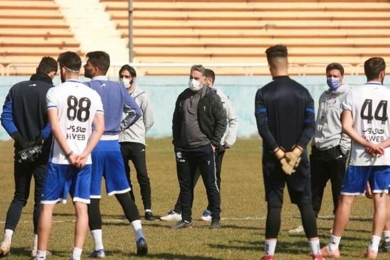 ۳ استقلالی از لیست بازی با سپاهان خط خوردند