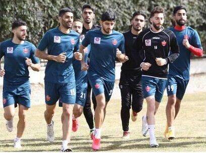گل محمدی در تمرین پرسپولیس پا به توپ شد