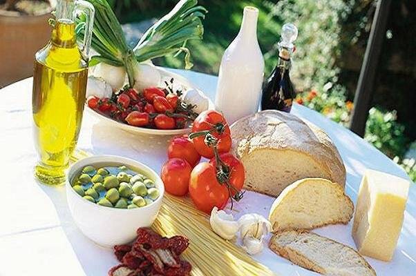 تغذیه سالم چگونه از ابتلا به کرونا پیشگیری میکند