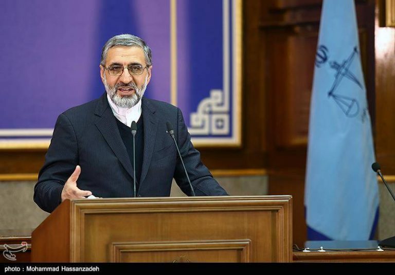 مردم در روز ۲۲ بهمن حجت را بر مسئولان تمام کردند