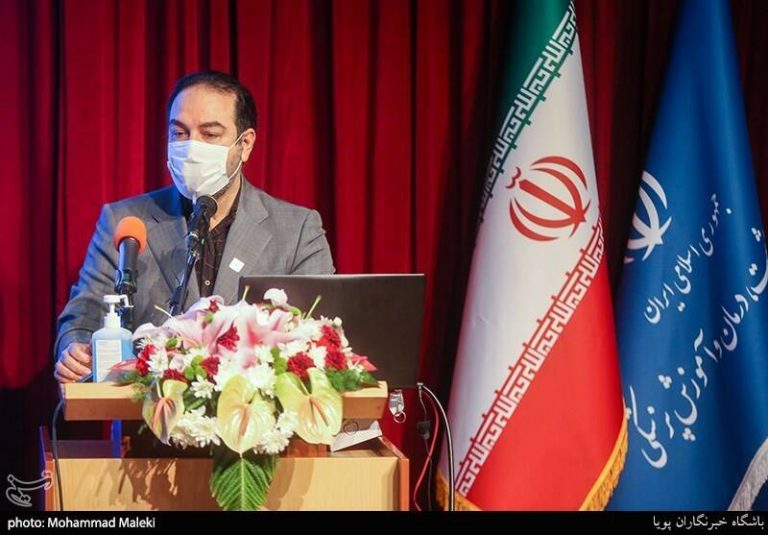 ایران با وجود تحریمها از معدود کشورهای سازنده واکسن است