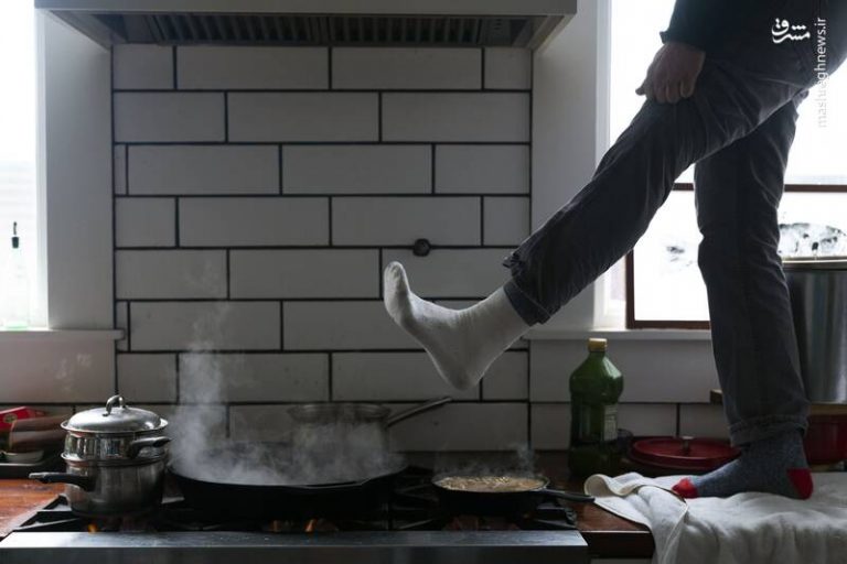عکس/ نحوه گرم کردن پا در سرمای تگزاس