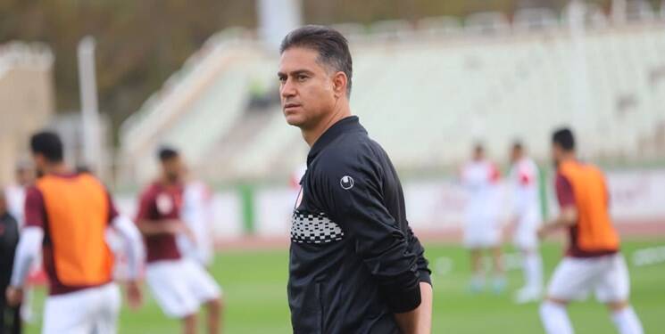 مطهری: هر بازیکنی باید افتخار کند پیراهن پرسپولیس را بپوشد/لیست مازاد نداریم