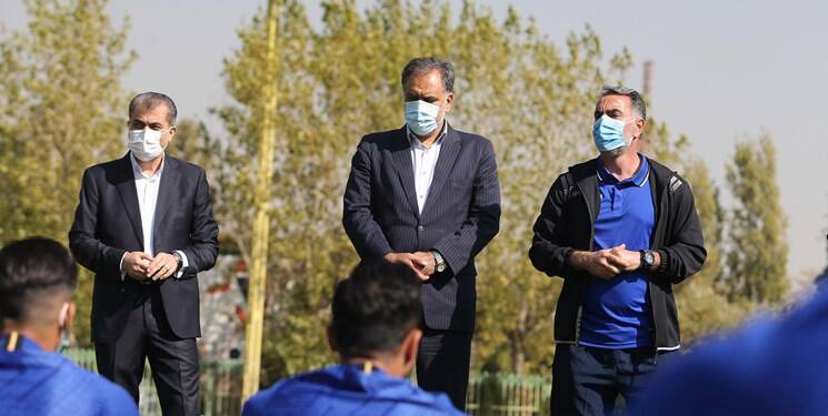 محمود فکری تا پایان فصل در استقلال ماندنی شد