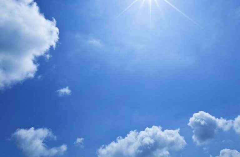 دمای هوای تهران ۷ درجه گرم میشود