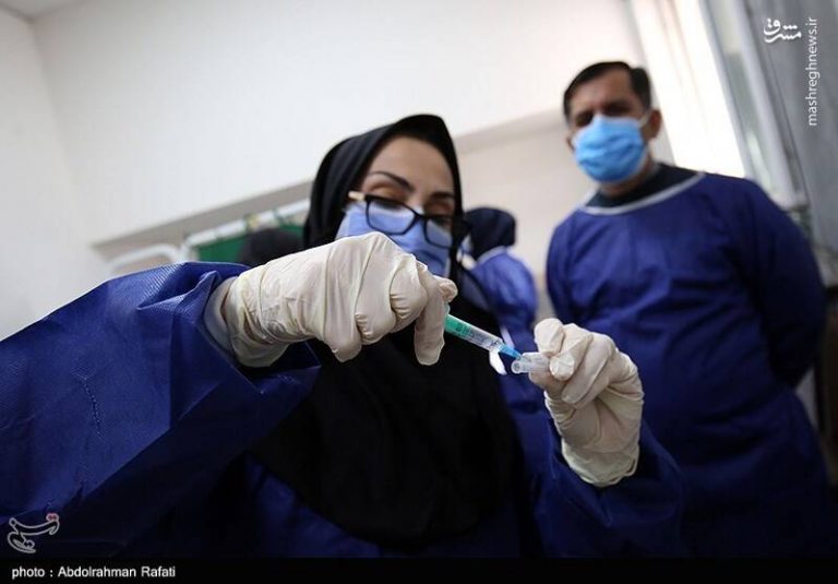 عکس/ مرحله دوم تزریق واکسن کرونا در همدان