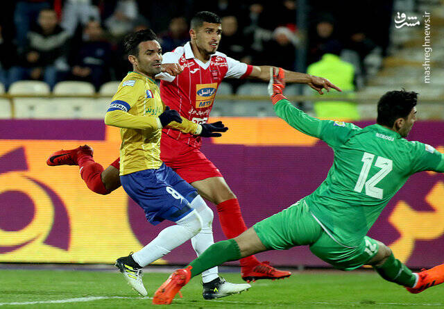 بازی صنعتنفت و پرسپولیس لغو نمیشود