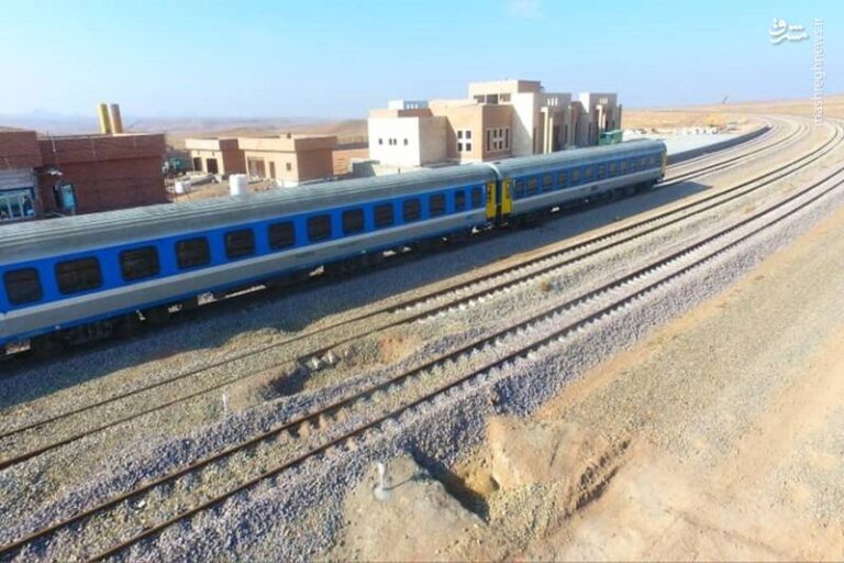 فیلم/ لحظه برخورد قطار با اتوبوس در سوئد