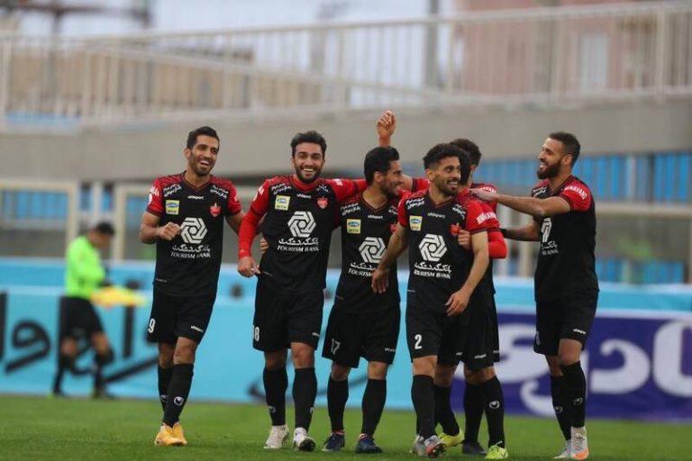 ترافیک شدید در خط هافبک پرسپولیس