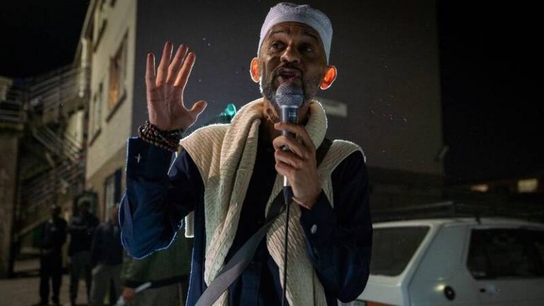 مسلمانان کیپتاون با «ذکر و دعا» به جنگ جرایم خیابانی میروند