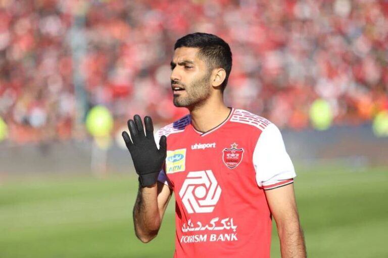 مقصد احتمالی مدافع پرسپولیس