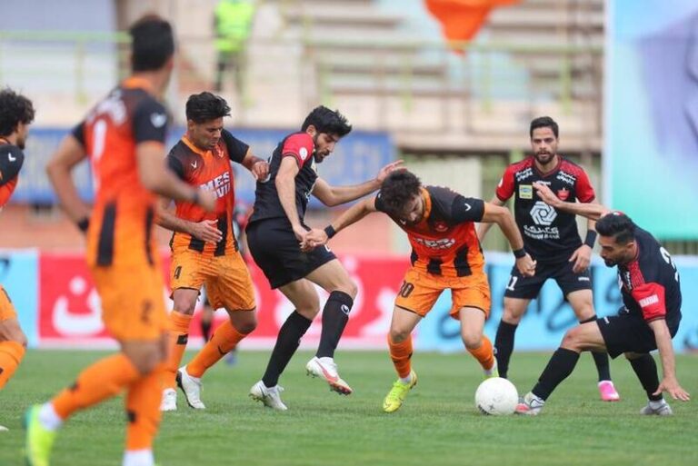 تغییر زمان بازی پرسپولیس با نفت مسجد سلیمان