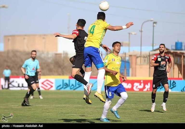 در ماجرای میزبانی از خودیها ضربه خوردیم نه AFC