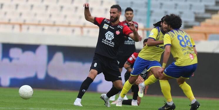 ۳ امتیاز عیدی پرسپولیس به هوادارانش/سرخپوشان صدرنشین ماندند